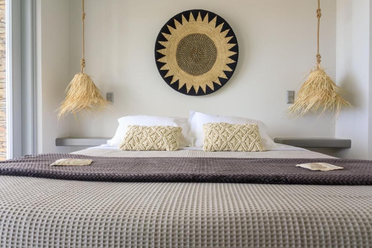 Iliades Luxury Boutique Suites Batsi  Luaran gambar