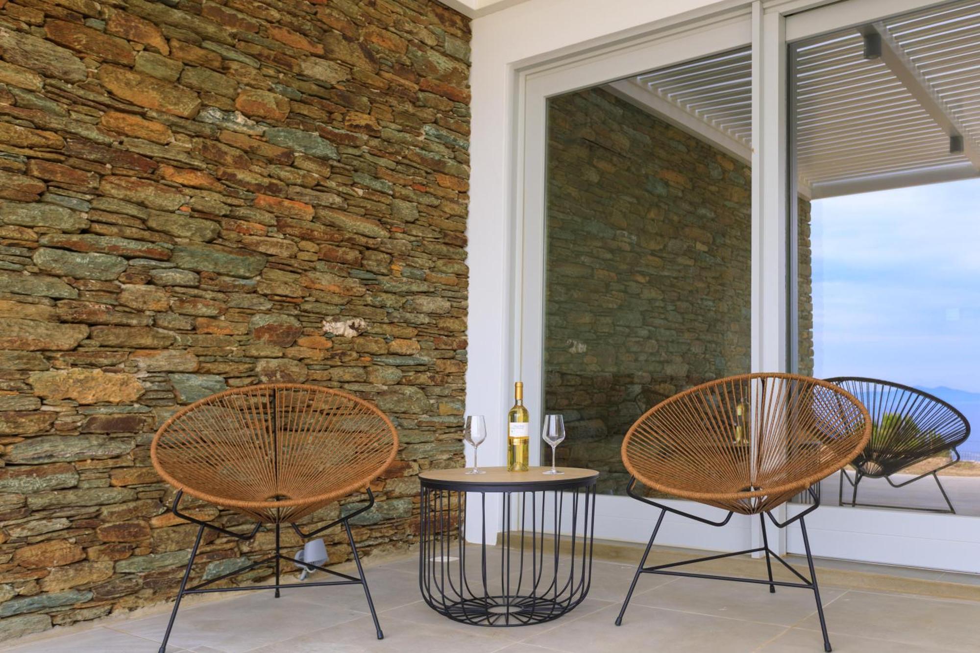 Iliades Luxury Boutique Suites Batsi  Bilik gambar